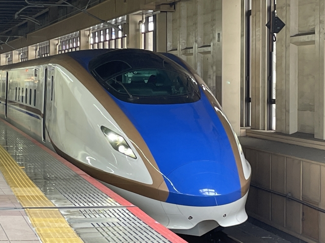 不動産・相続の仕事以外に、今年からマンション管理組合の役員を務めることになり、長期未収問題と対面しています。
今までの、不動産・相続の仕事の経験を活かし、「実際に会って話を聞かなければ進まない」と判断。一路東京へ。