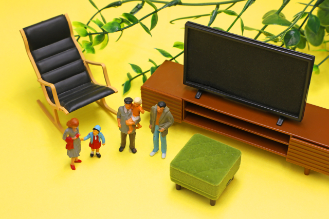 年末年始の団欒で、家族会議をする時間があるかと思います。長岡、見附、柏崎といったエリアで相続に関わる不動産や、
空き家となった実家の今後についてのご相談はフェニックス不動産・行政書士結城事務所まで。